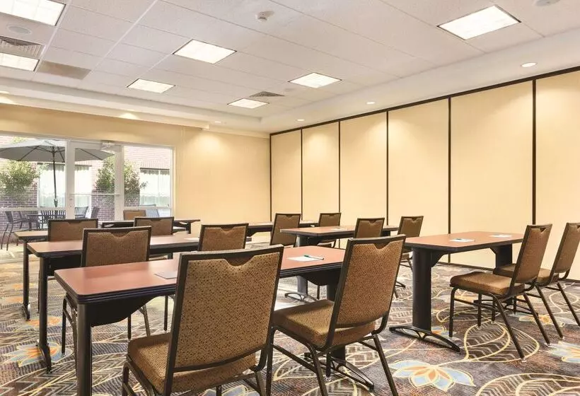 Fotos del hotel Homewood Suites Atlanta Airport North:  6