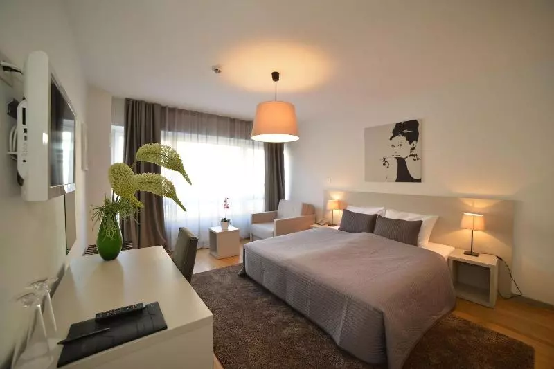 Fotos del hotel Garden:  2