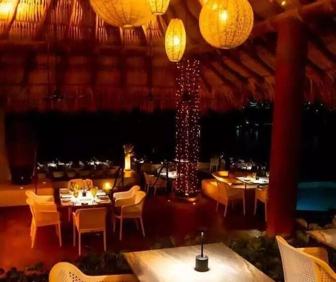 Fotos del hotel Tentaciones Hotel & Lounge Pool:  9