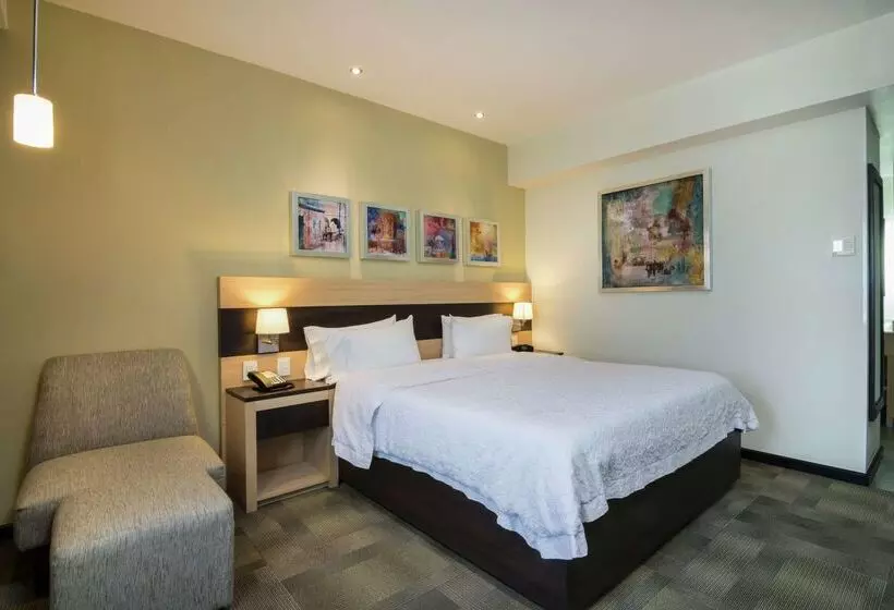 Hampton Inn By Hilton Silaoaeropuerto Bajio