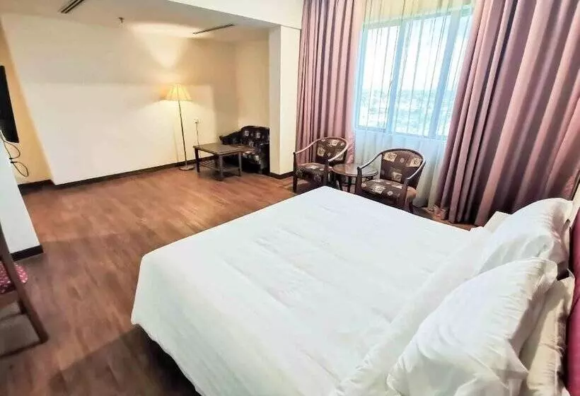 Fotos del hotel Crystal Crown Hotel Harbour View Port Klang:  18