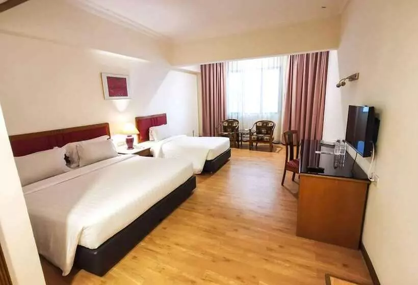 Fotos del hotel Crystal Crown Hotel Harbour View Port Klang:  8