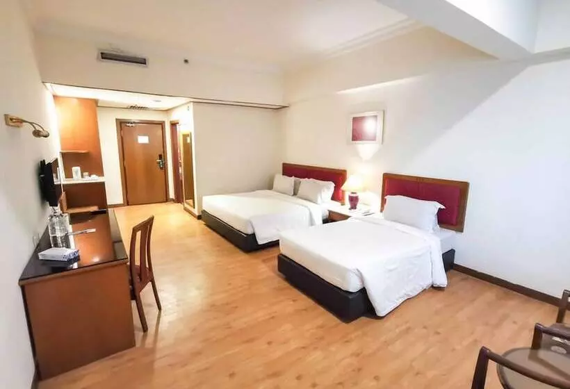 Fotos del hotel Crystal Crown Hotel Harbour View Port Klang:  7