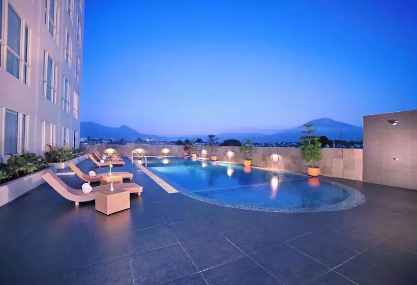 Fotos del hotel Atria  Malang:  9