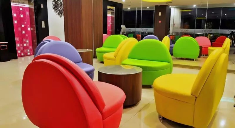 Fotos del hotel Fave Hyper Square:  2