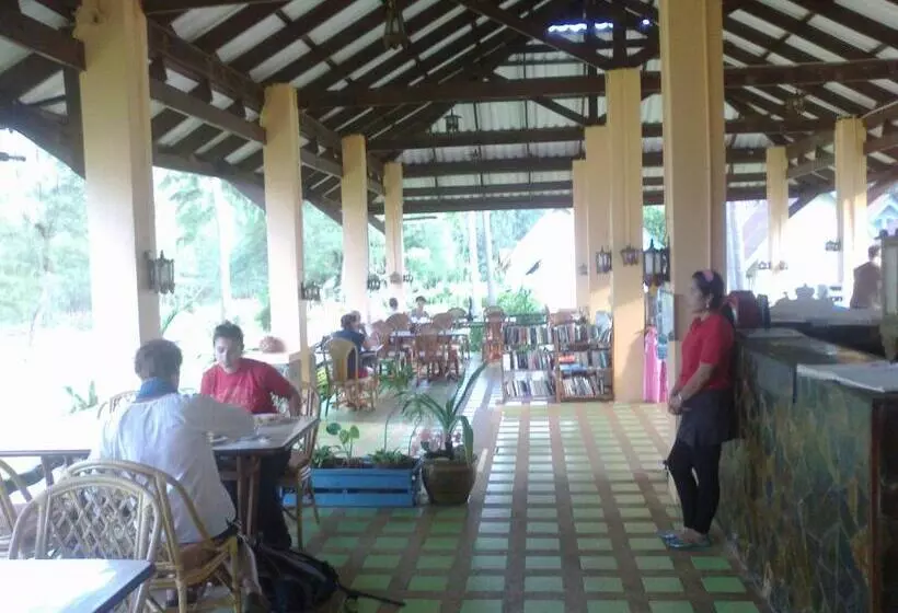 Fotos del hotel Gooddays Lanta Beach Resort:  3