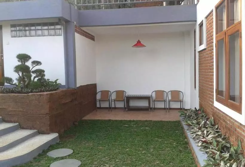 Fotos del hotel Valley Bistro Cafe And Resort:  2