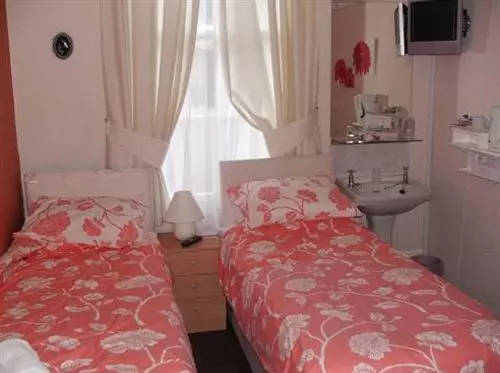 Fotos del hotel Clifton Grove:  2