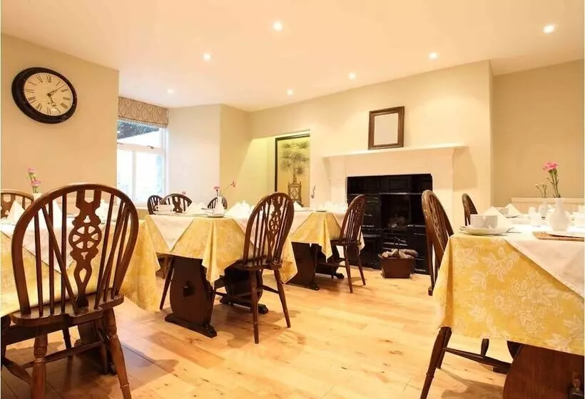 Fotos del hotel Holmwood House Guest Accommodation:  2