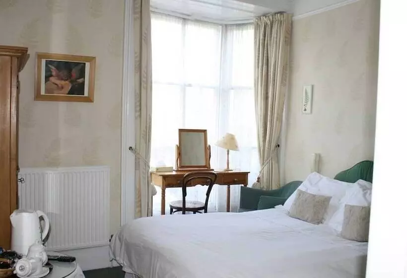 Fotos del hotel Holmwood House Guest Accommodation:  23