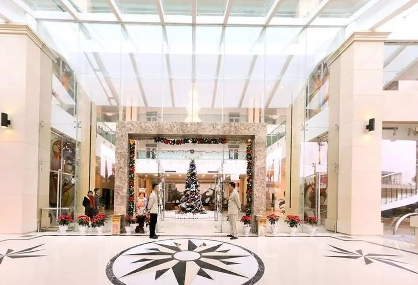 Fotos del hotel Khách S?n Công ?oàn Qu?ng Bá:  11