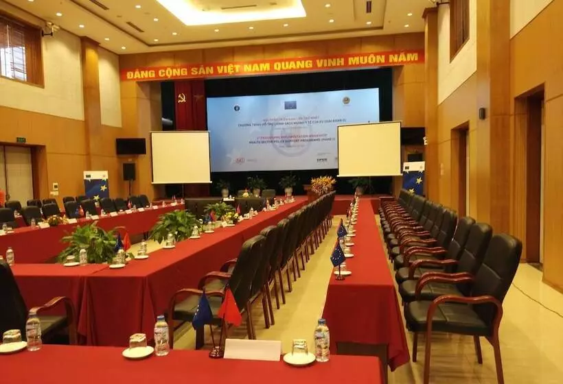 Fotos del hotel Khách S?n Công ?oàn Qu?ng Bá:  23