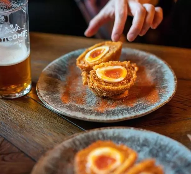 Fotos del hotel The George Inn & Plaine:  2