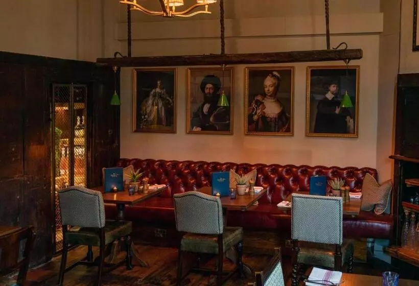 Fotos del hotel The George Inn & Plaine:  24