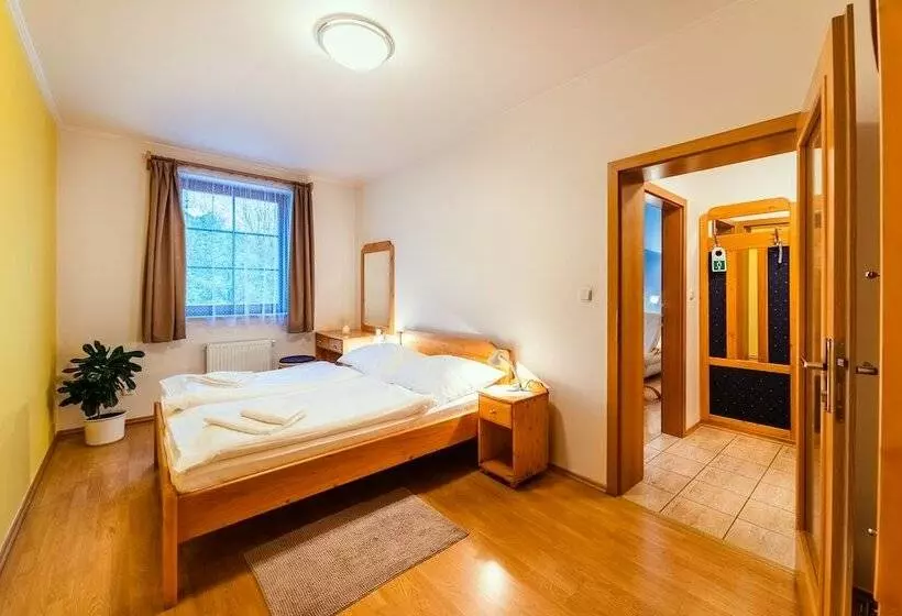 Fotos del hotel Velká Klajdovka:  7