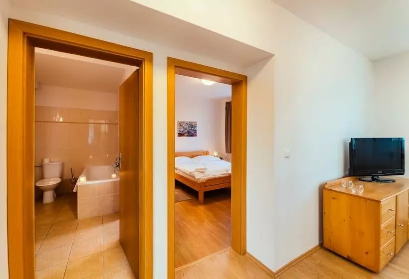 Fotos del hotel Velká Klajdovka:  10