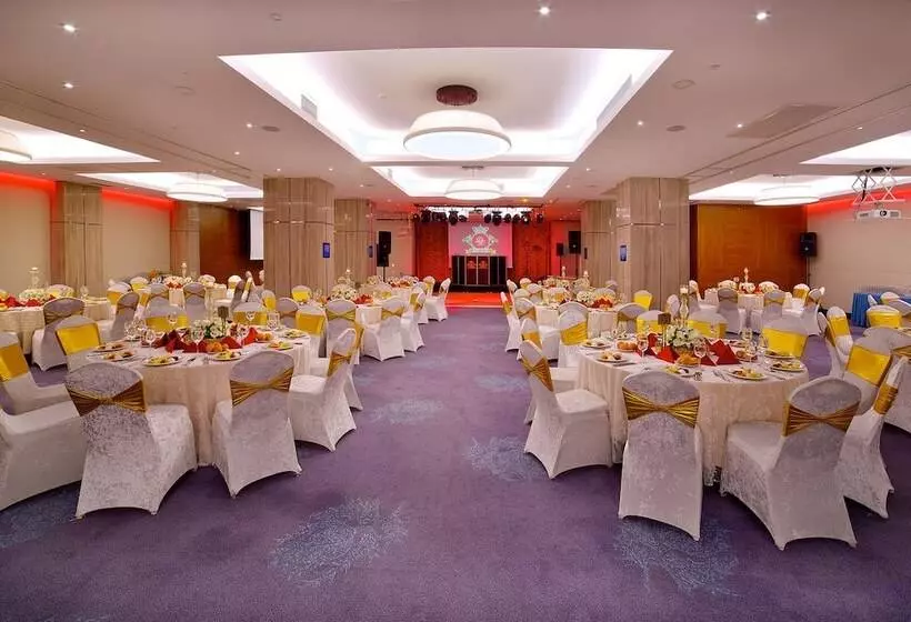 Fotos del hotel Dosso Dossi S & Spa Downtown:  12