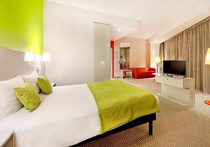 Fotos del hotel Ibis Styles Wroclaw Centrum:  2