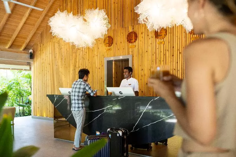 Fotos del hotel Maafushivaru Island Resort:  3