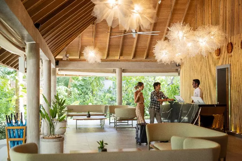 Fotos del hotel Maafushivaru Island Resort:  2