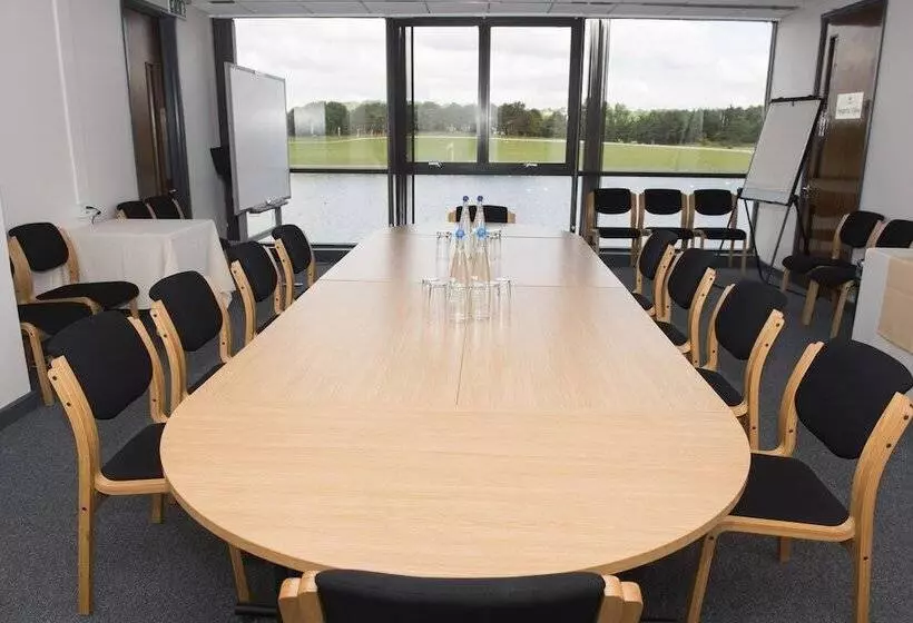 Fotos del hotel Holme Pierrepont Country Park Home Of The National Water Sports Centre:  4