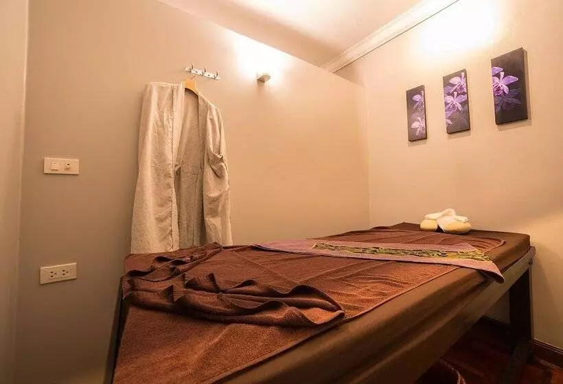 Fotos del hotel Triple 8 Inn Bangkok:  3