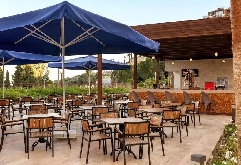 Fotos del hotel Ramada Resort Kusadasi & Golf:  6