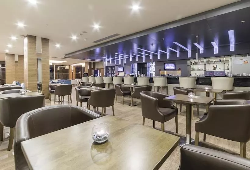 Fotos del hotel Ramada Resort Kusadasi & Golf:  25