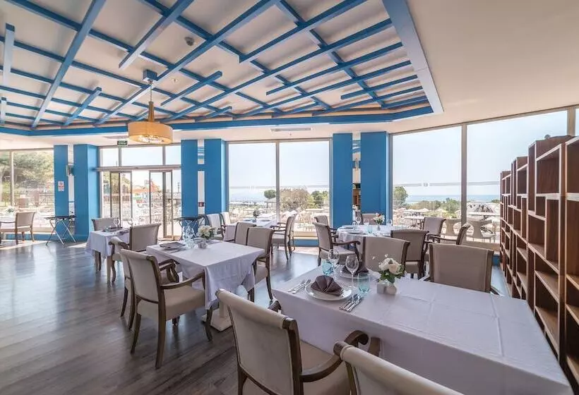 Fotos del hotel Ramada Resort Kusadasi & Golf:  17