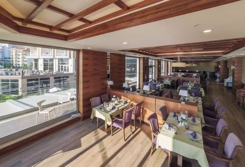 Fotos del hotel Ramada Resort Kusadasi & Golf:  23