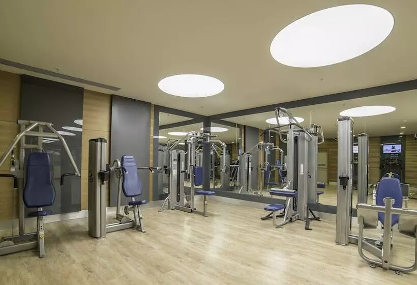 Fotos del hotel Ramada Resort Kusadasi & Golf:  15