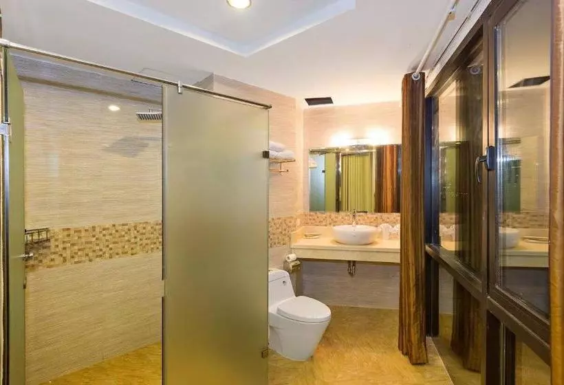 Fotos del hotel Sunset Westlake Hanoi:  3