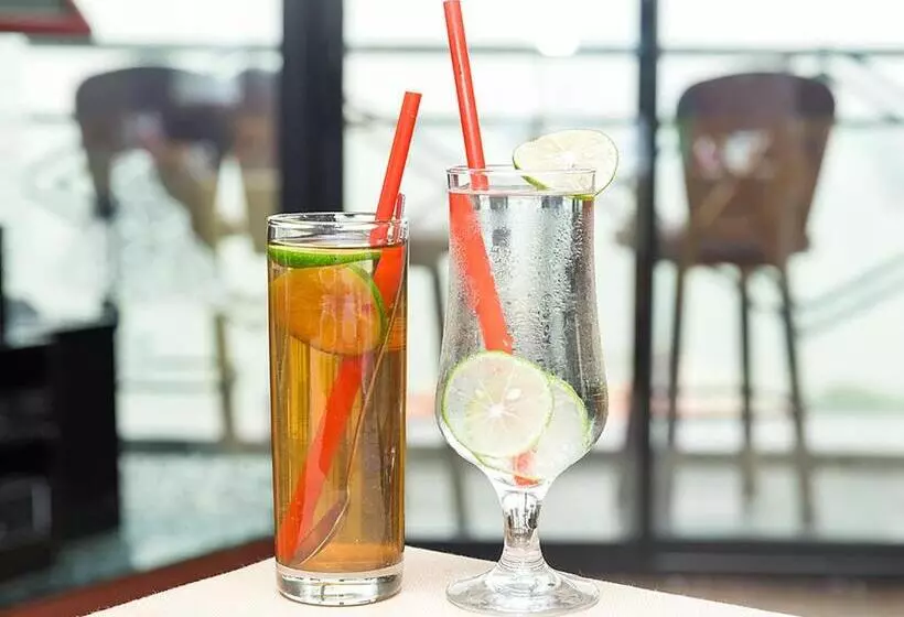 Fotos del hotel Sunset Westlake Hanoi:  4