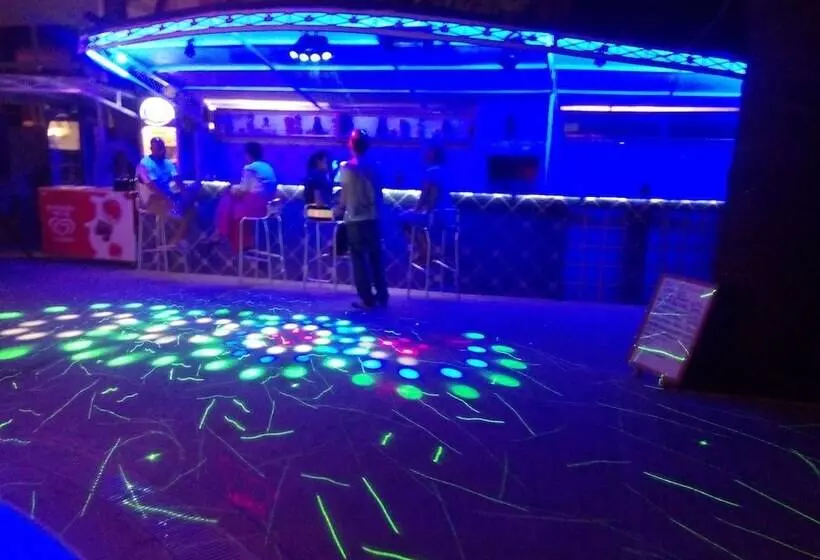 Fotos del hotel Art:  5