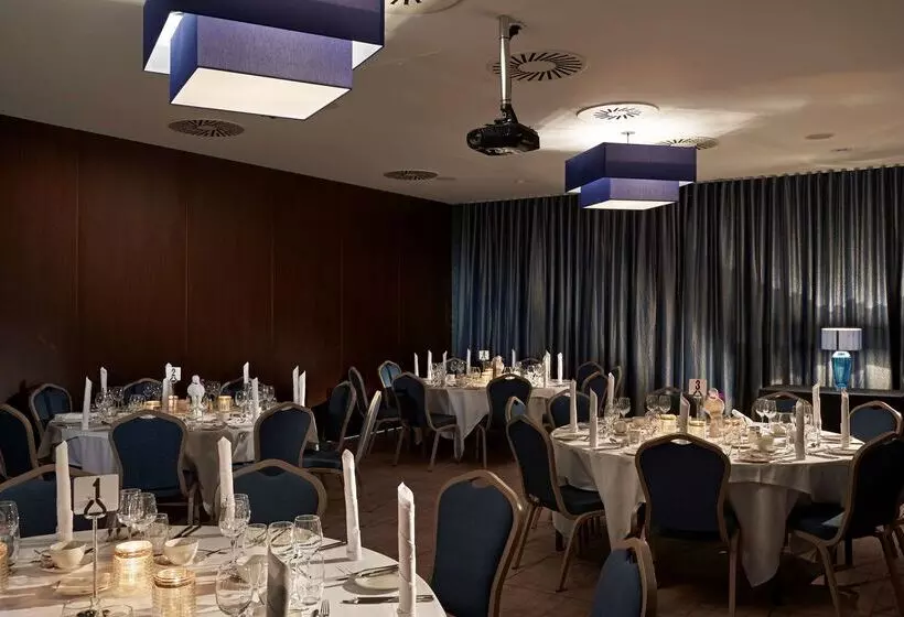 Fotos del hotel Village Hotel Edinburgh:  18