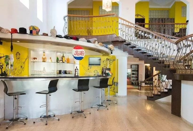 Fotos del hotel 10 Calangute:  6