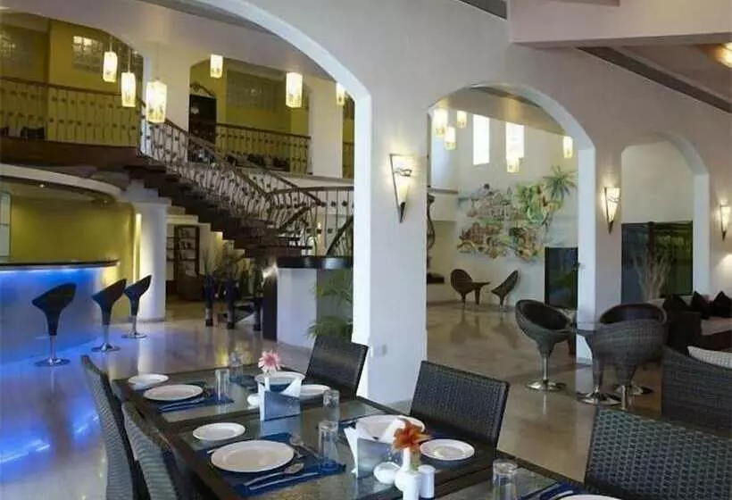 Fotos del hotel 10 Calangute:  12