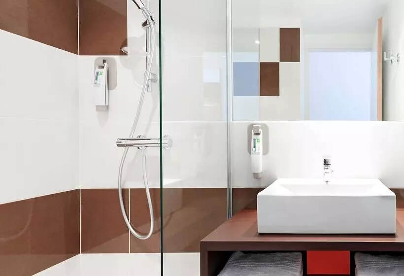 Fotos del hotel Ibis Styles Montpellier Centre Comedie:  20