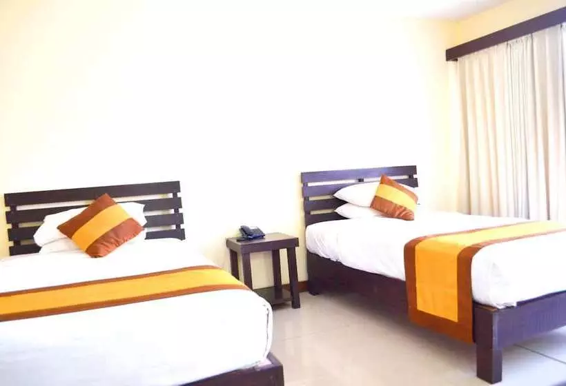 Fotos del hotel Nirmala Hotel & Convention Centre:  12