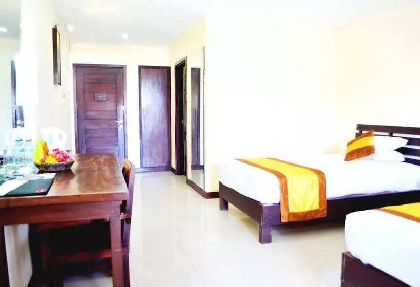 Fotos del hotel Nirmala Hotel & Convention Centre:  18