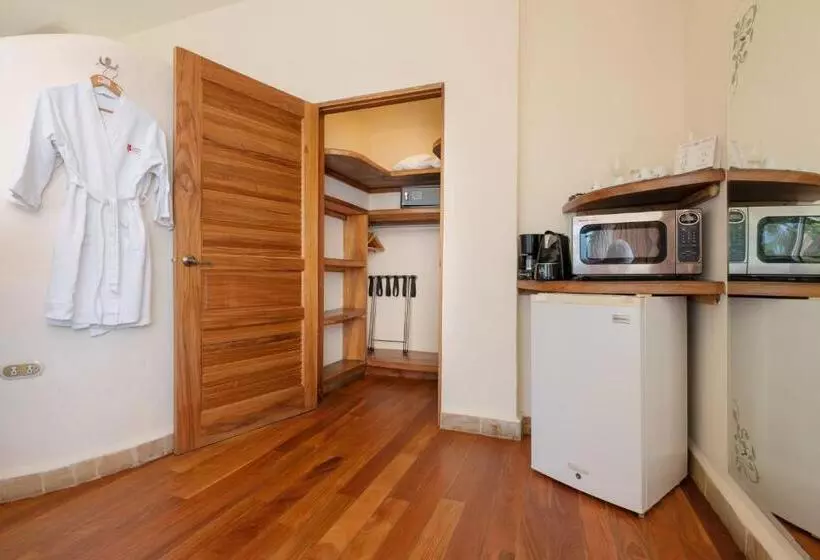 Fotos del hotel Issimo Suites:  15