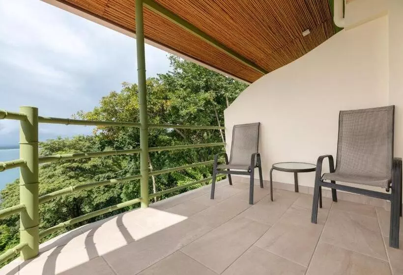 Fotos del hotel Issimo Suites:  3