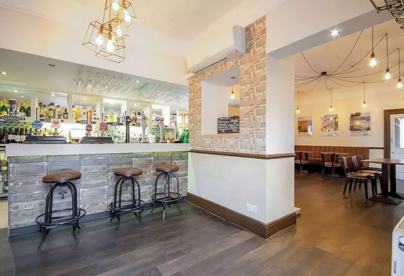 Fotos del hotel The Highworth:  10