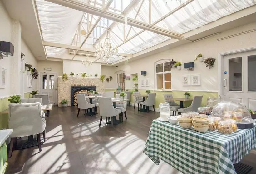 Fotos del hotel The Highworth:  4