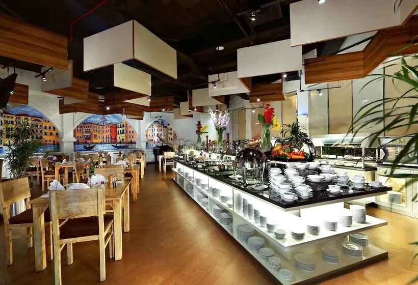 Fotos del hotel Atria Residences Gading Serpong:  2