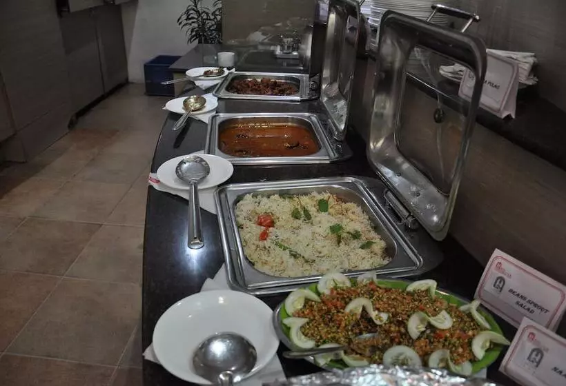 Fotos del hotel Shelter:  3