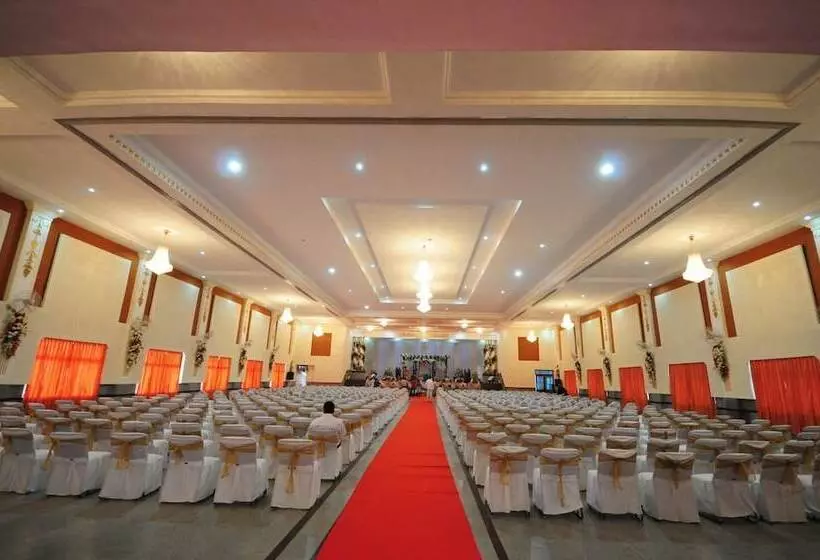 Fotos del hotel The Viceroy Comforts:  16