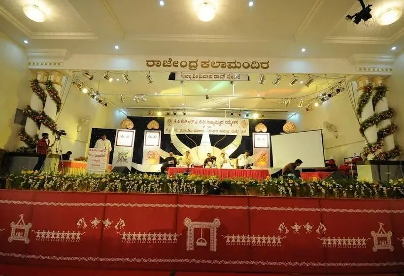 Fotos del hotel The Viceroy Comforts:  24