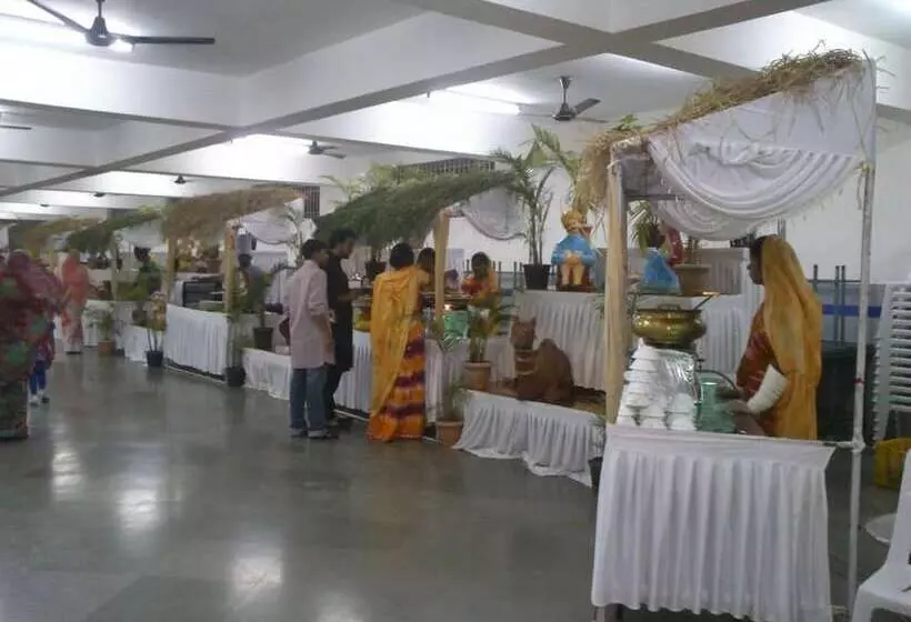 Fotos del hotel The Viceroy Comforts:  21