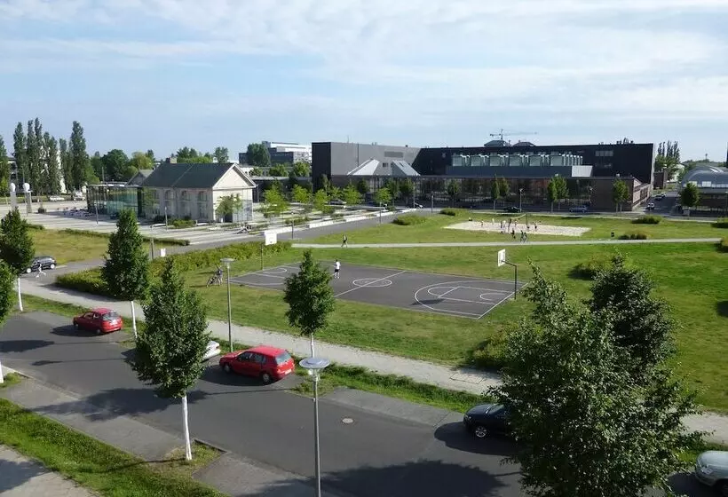 Fotos del hotel Adapt Apartments Berlin  Adlershof:  3